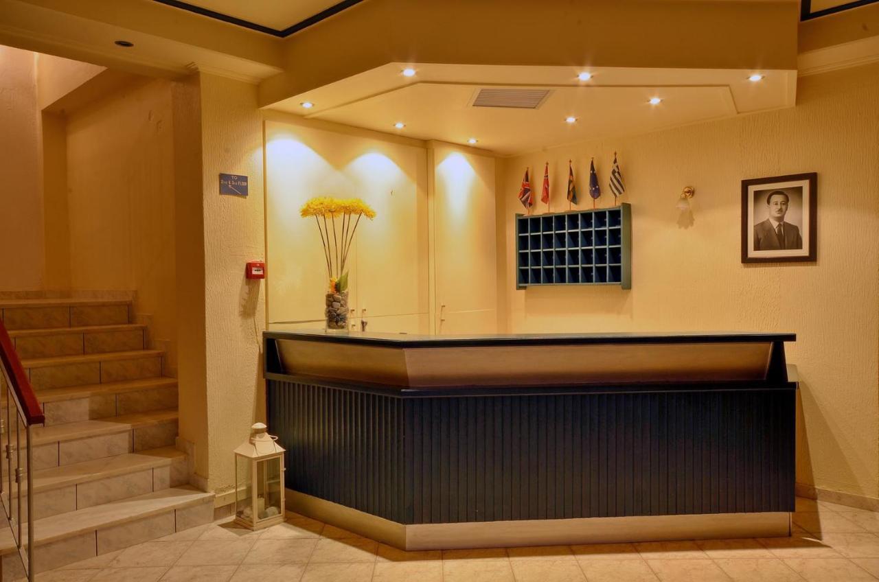 Hotel Magda Agia Marina  Exterior photo